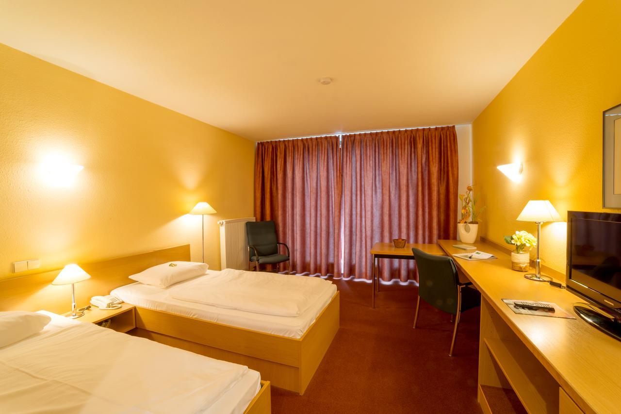 Leag Konferenzcenter Schulungs- Und Tagungshotel Im Spreewald Люббенау Экстерьер фото
